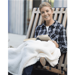 Embroidered Logo Q21 Boxercraft Sherpa Throw